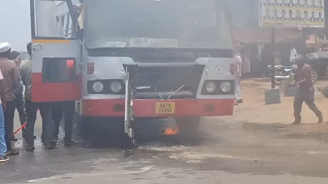 ಚಲಿಸುತ್ತಿದ್ದ KSRTC ಬಸ್‌ನಲ್ಲಿ ಬೆ*ಕಿ ಅವಘಡ.!