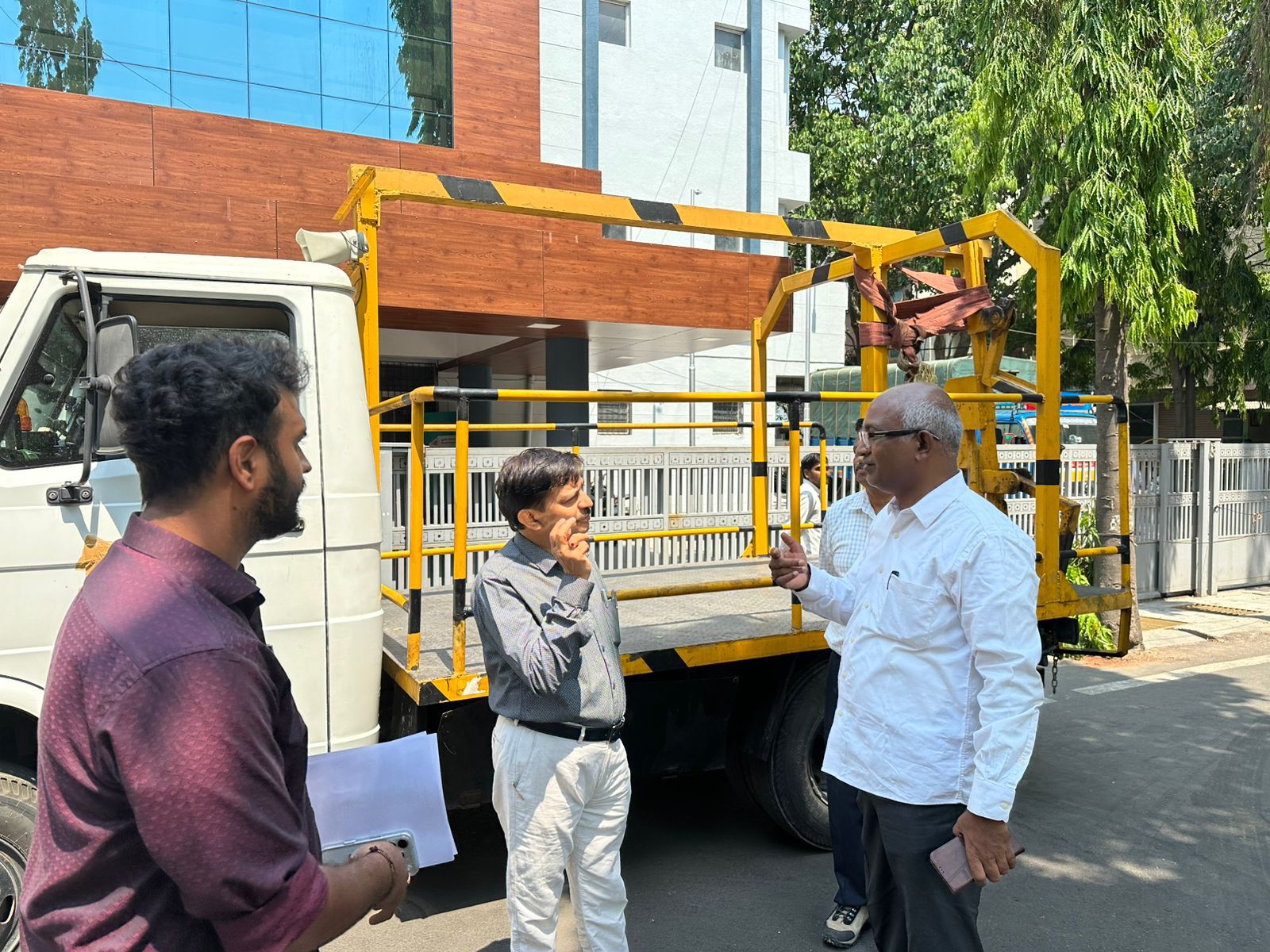 ಬೆಂಗಳೂರಿನಲ್ಲಿ ಟೋಯಿಂಗ್ ವಾಹನ ಕಾರ್ಯಾಚರಣೆ ಆರಂಭ.!