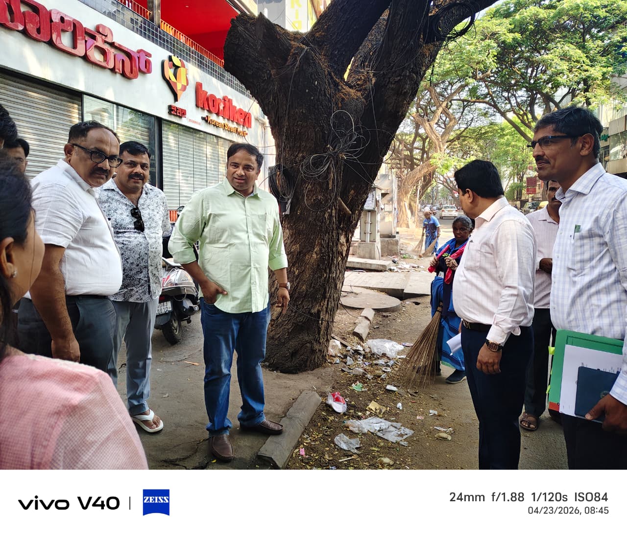 ರಸ್ತೆ ಕಾಮಗಾರಿಯನ್ನು ತ್ವರಿತವಾಗಿ ಪೂರ್ಣಗೊಳಿಸಿ: Dr.ರಾಜೇಂದ್ರ K.V