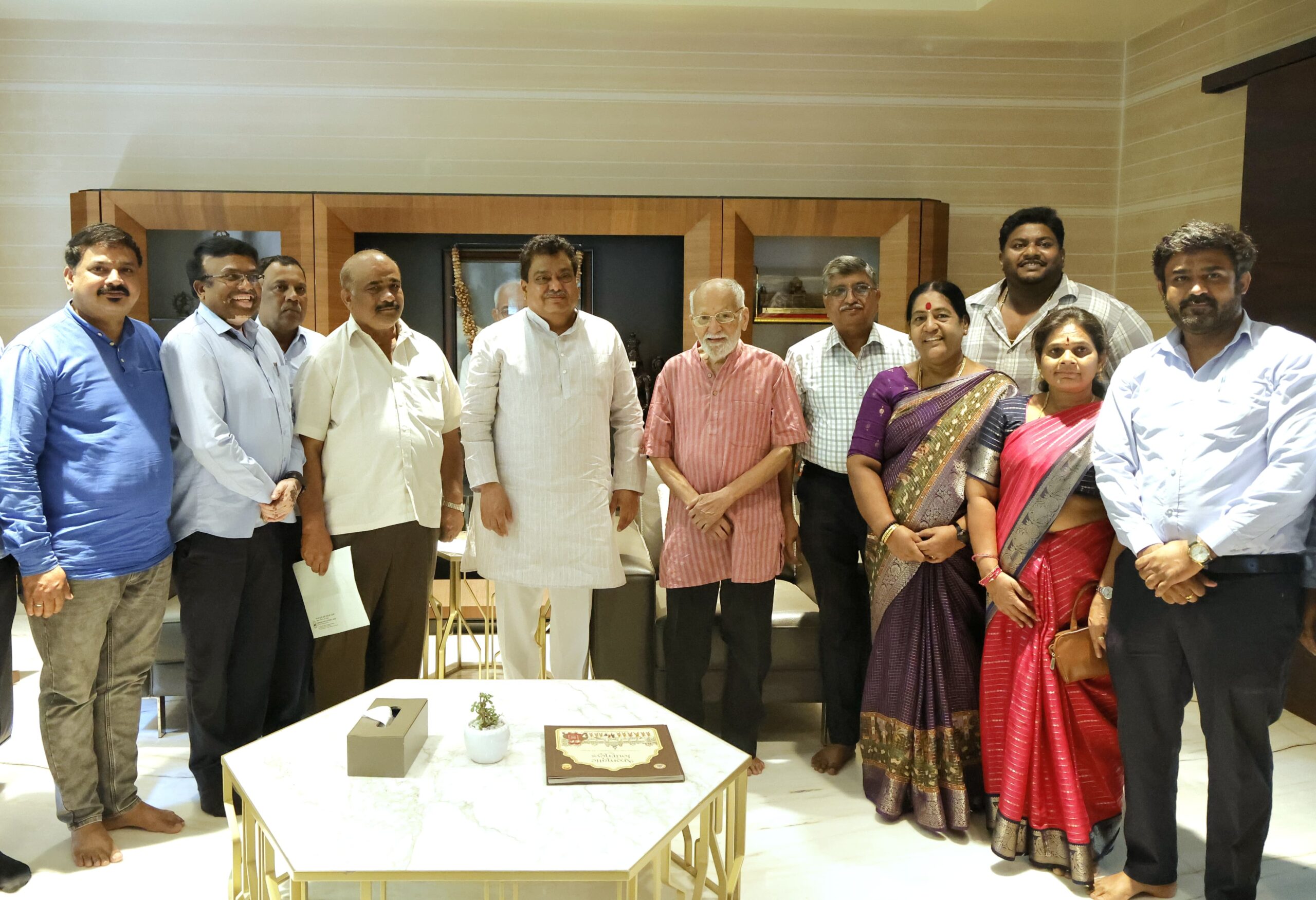 KSDLಗೆ ದಾಖಲೆ ಸಾಧನೆ: ಕಾರ್ಮಿಕರಿಂದ ಅಭಿನಂದನೆ.