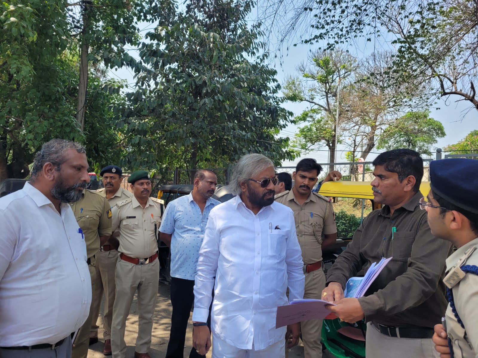 ಮೈಸೂರು ಉದ್ದೇಶಿತ ಮೇಲ್ಸೇತುವೆ ಪ್ರದೇಶಕ್ಕೆ ಈಶ್ವರ ಖಂಡ್ರೆ ಭೇಟಿ .!