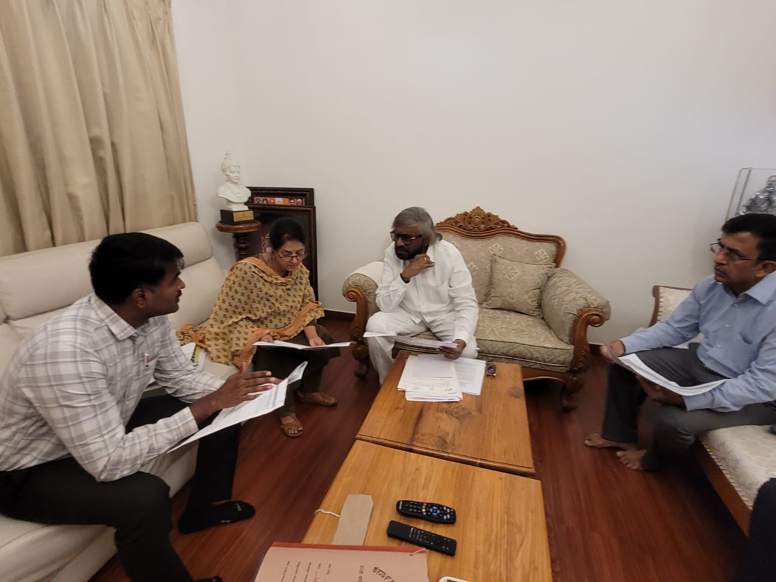 ಮಡೆನೂರಿನ 100 ಎಕರೆ ಅರಣ್ಯ ಭೂಮಿ ಸ್ವಾಧೀನಕ್ಕೆ ಈಶ್ವರ ಖಂಡೆ ಸೂಚನೆ.!